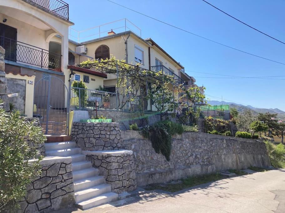 Apartment Tina Sveti Juraj Сень Екстер'єр фото