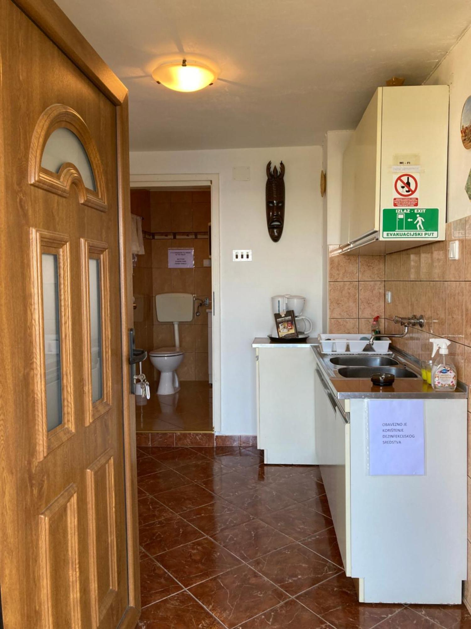 Apartment Tina Sveti Juraj Сень Екстер'єр фото